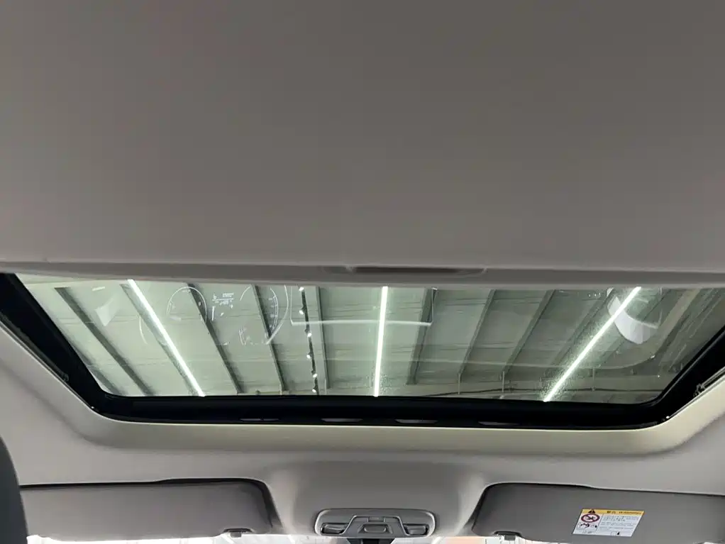 Geely Coolray 2025 2025 1.5L CVT Super Edition MAX
