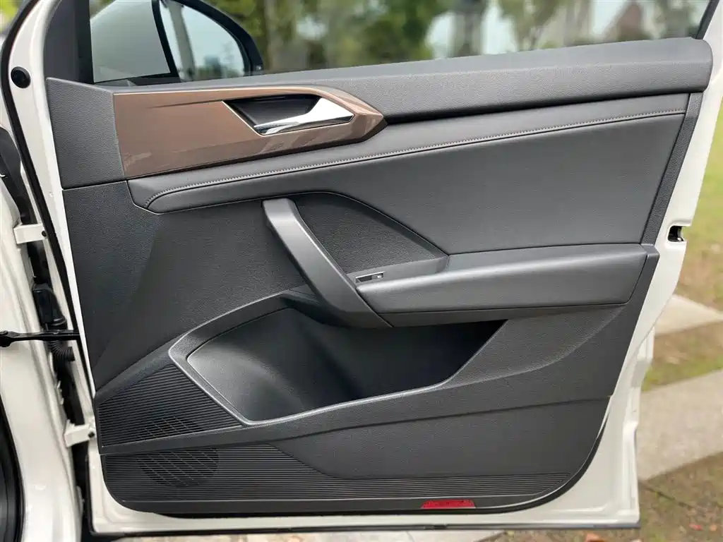 Volkswagen Tharu 2021 Model 280TSI 2WD Comfort Edition фото 19
