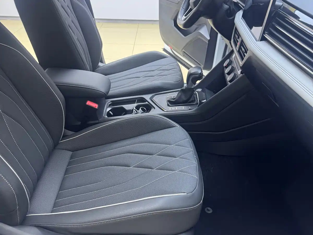Volkswagen Tiguan L 2023 280TSI 2WD Trend Limited Edition фото 11