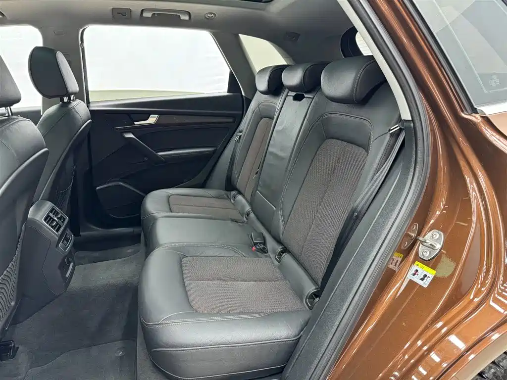 Audi Q5L 2018 Model 45 TFSI Premium Luxury Sport China V фото 17