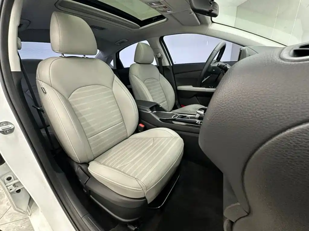 Kia K3 2023 2023 Model 1.5L CVT Luxury Edition