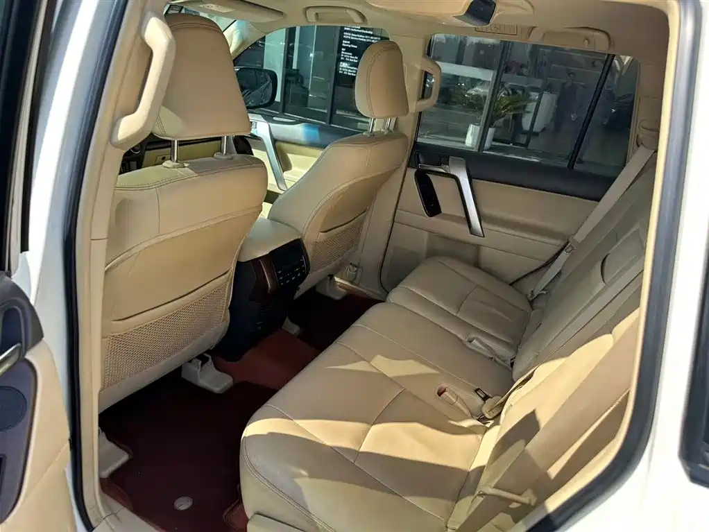 Toyota Prado 2016 3.5L Auto VX NAVI фото 7