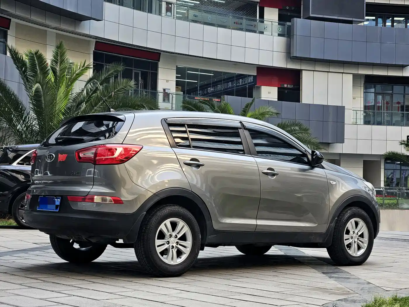 Kia Sportage 2011 2.0L Manual 2WD GL фото 11