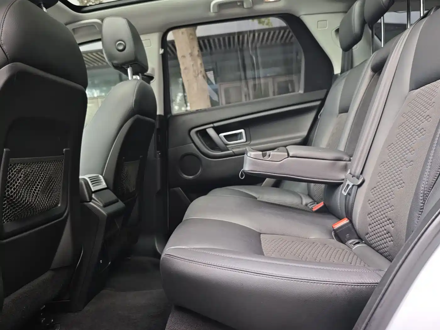 Land Rover Discovery Sport 2018 240PS PURE Edition фото 6
