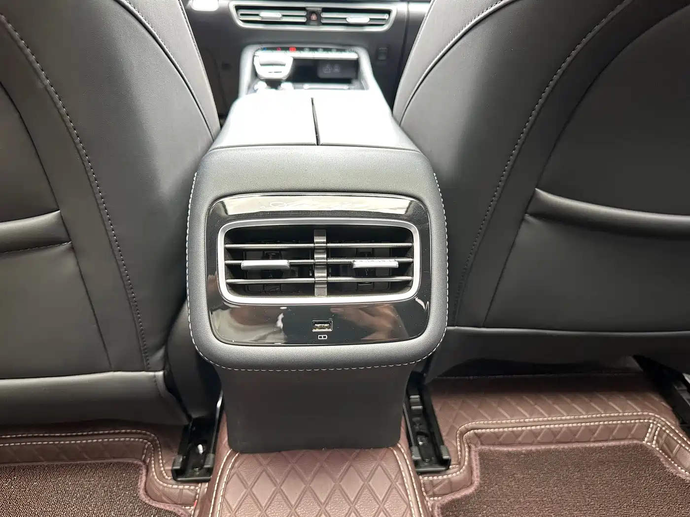 Chery Arrizo 8 PRO 2025 2025 Pro 1.6T Luxury Model+