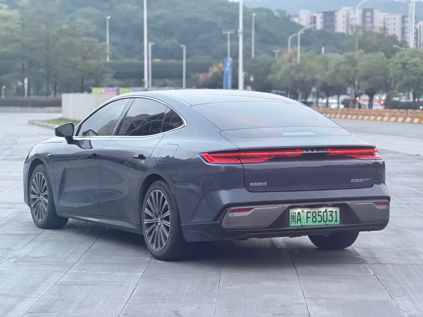 Geely Galaxy Galaxy Xingyao 8 2025 2025 130km EM-P Explorer Edition