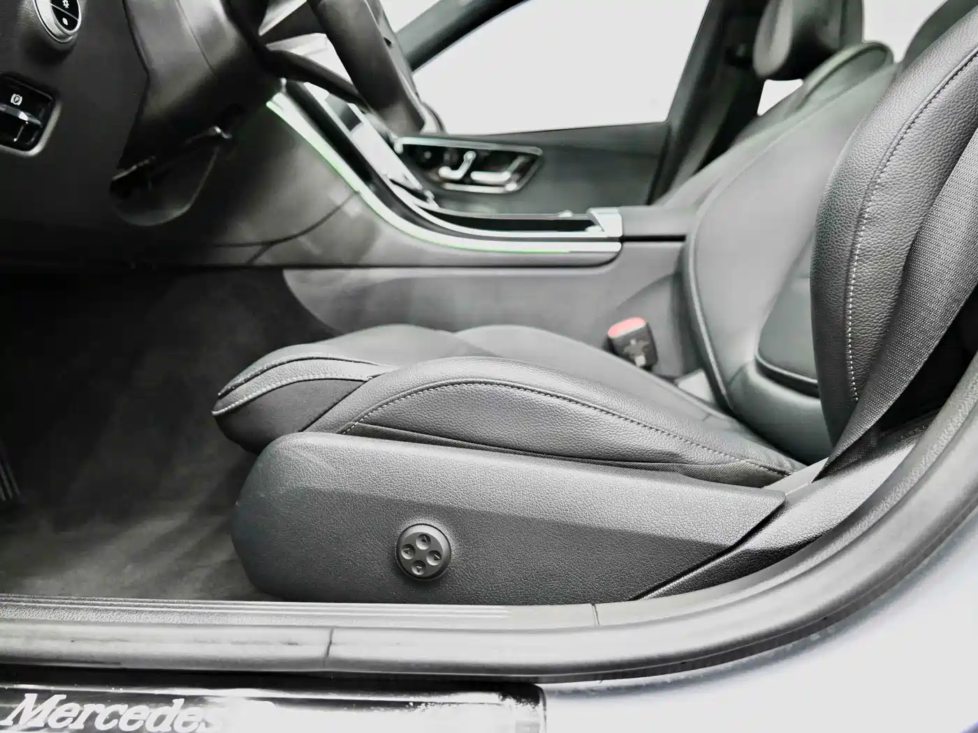 Mercedes-Benz C-Class 2024 C 260 L Sport фото 21