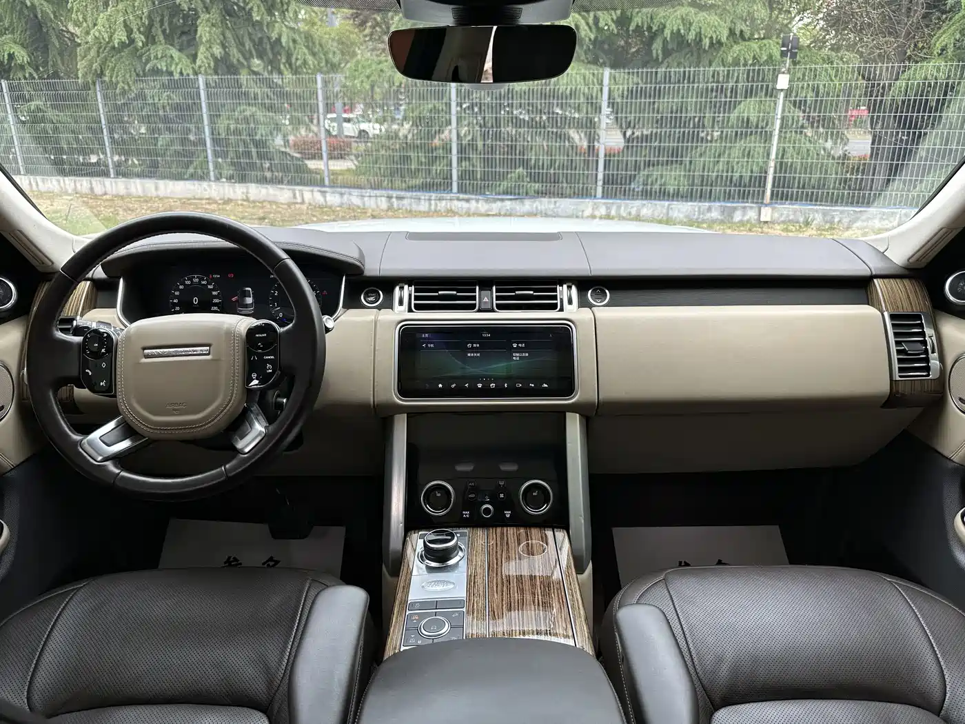 LAND ROVER RANGE ROVER