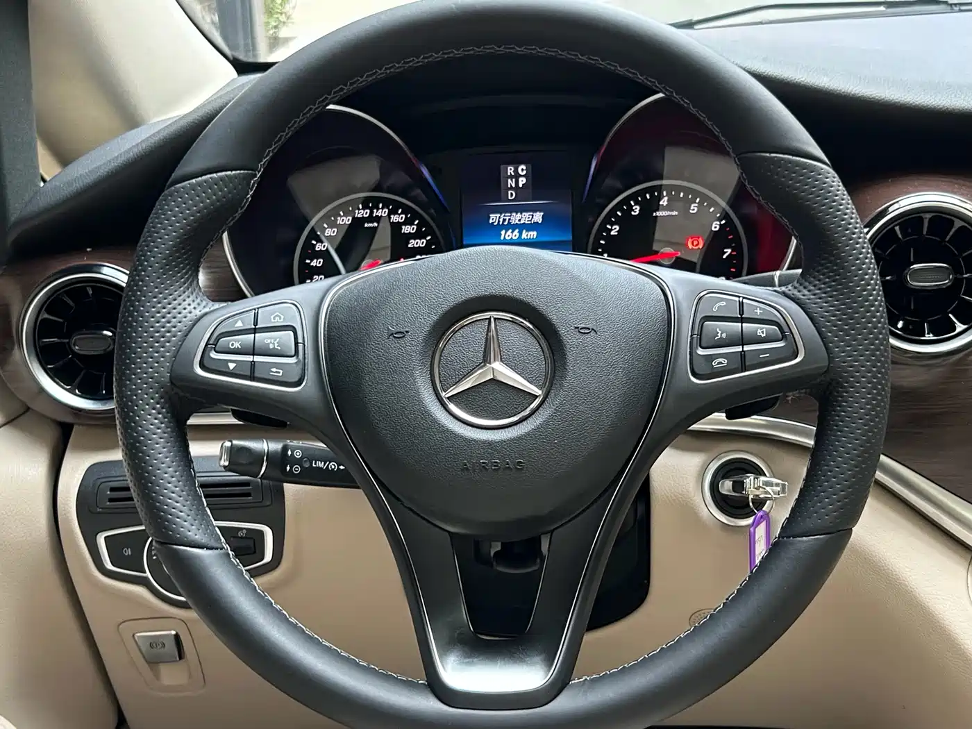Mercedes-Benz V-Class 2022 V 260 Pilot Edition фото 10