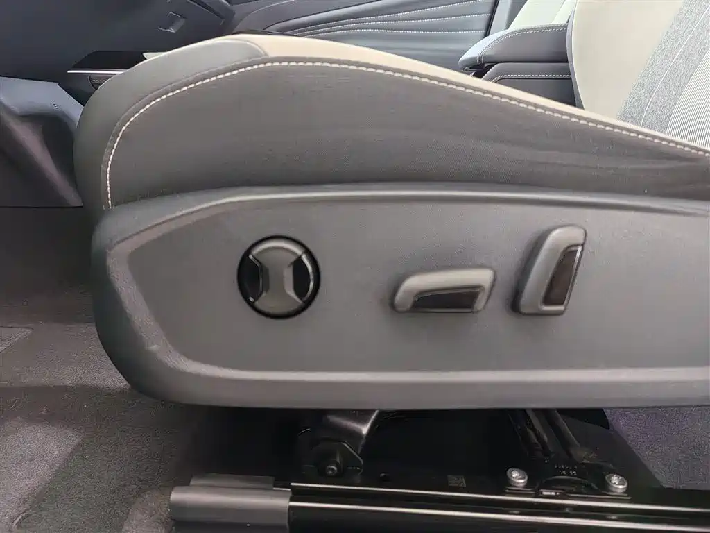 Volkswagen ID.4 CROZZ 2024 Pure Limited Edition фото 12