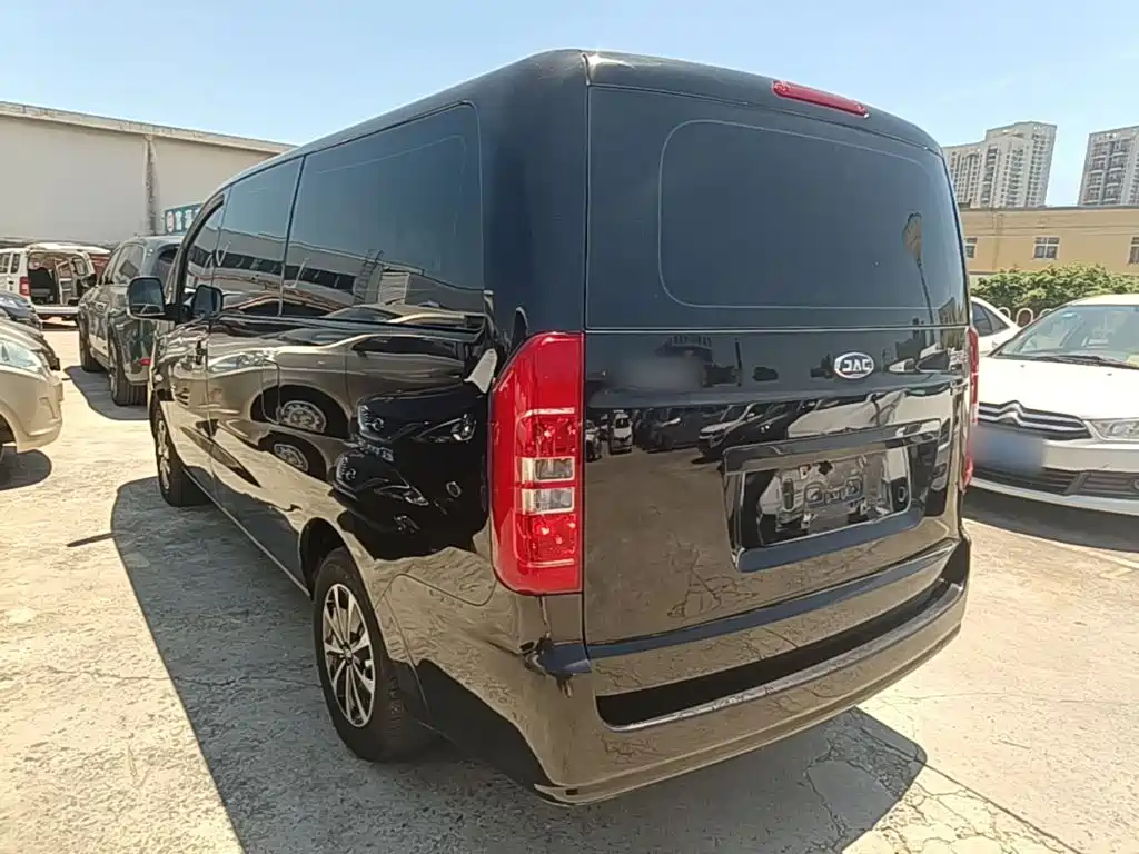 JAC Refine M3 2023 2023 PLUS 1.5T Classic 5/7-seater