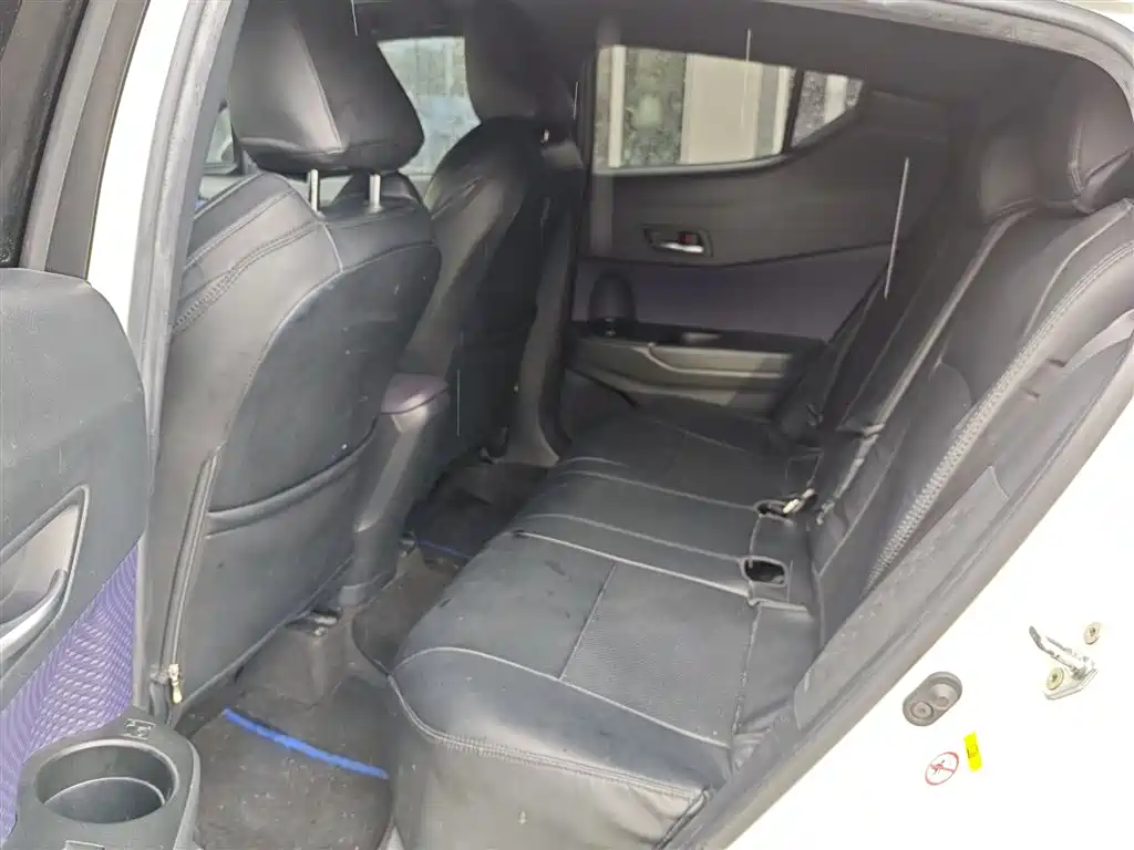 Toyota C-HR 2020 2018 2.0L Leading Sunroof Edition China VI