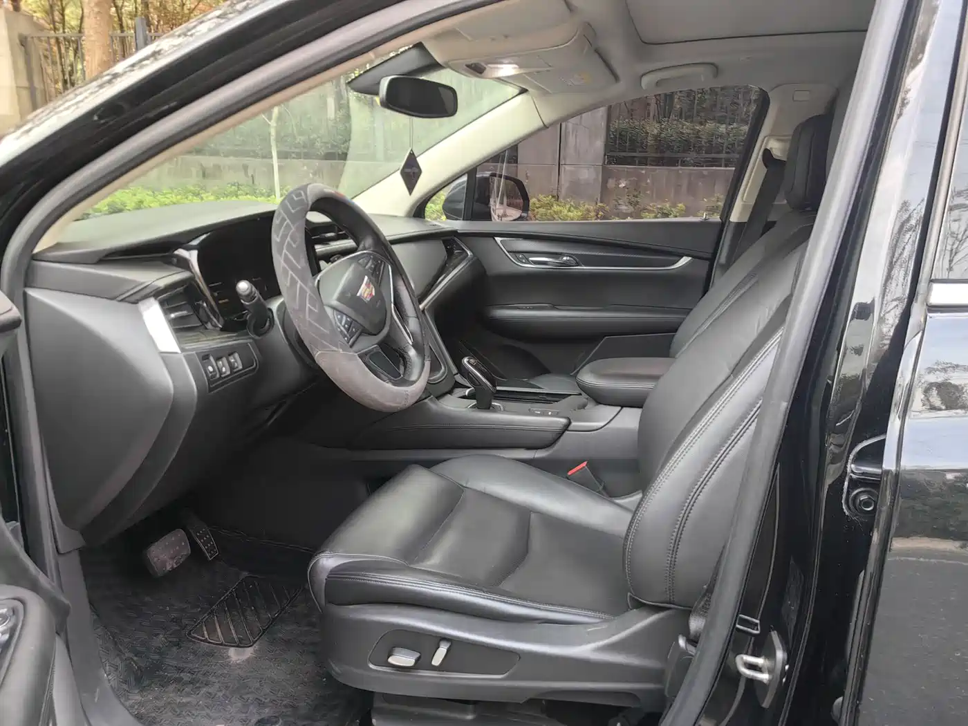 Cadillac XT5 2016 25T Luxury Model фото 6
