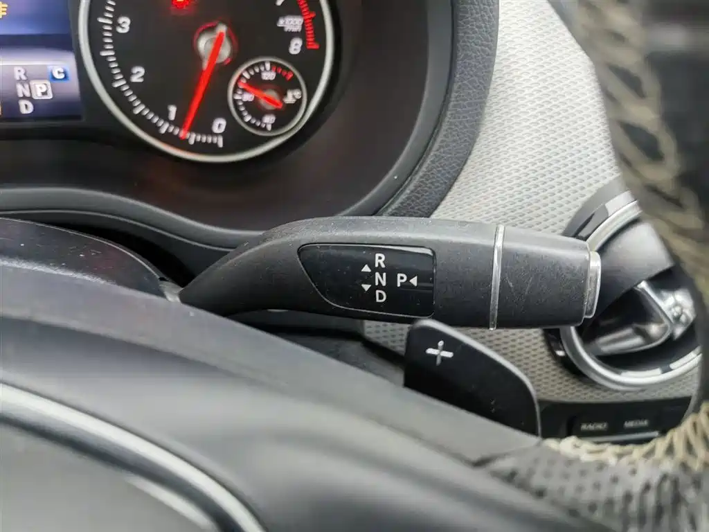 Mercedes-Benz B-Class 2015 B 200 Dynamic фото 13
