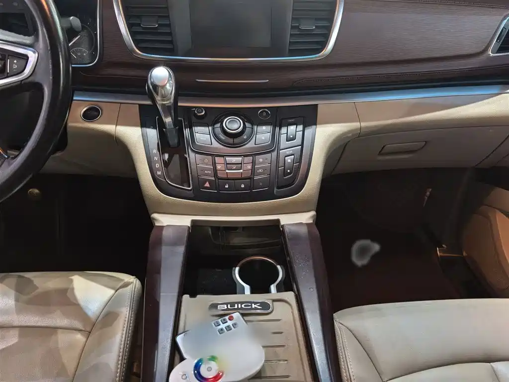 Buick GL8 2018 28T Luxury Model China VI фото 13