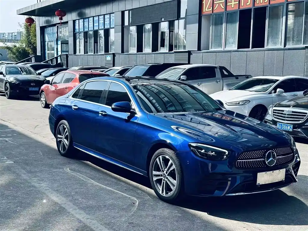 Mercedes-Benz E-Class 2021 E 260 L Sport фото 2
