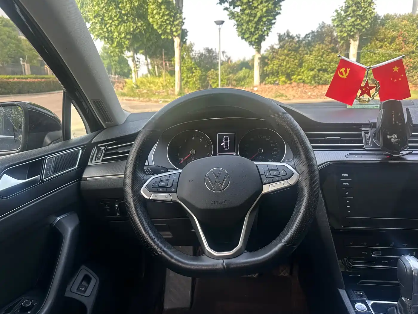 Volkswagen Magotan 2020 330TSI DSG Leading фото 8