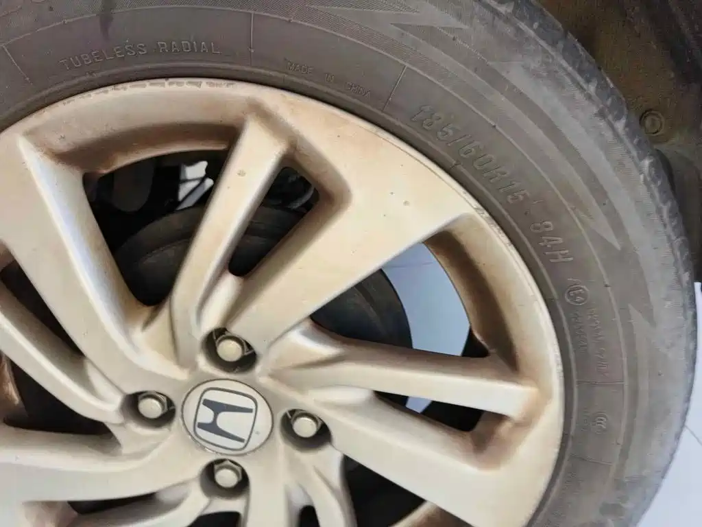 Фото 7 - Honda Fit