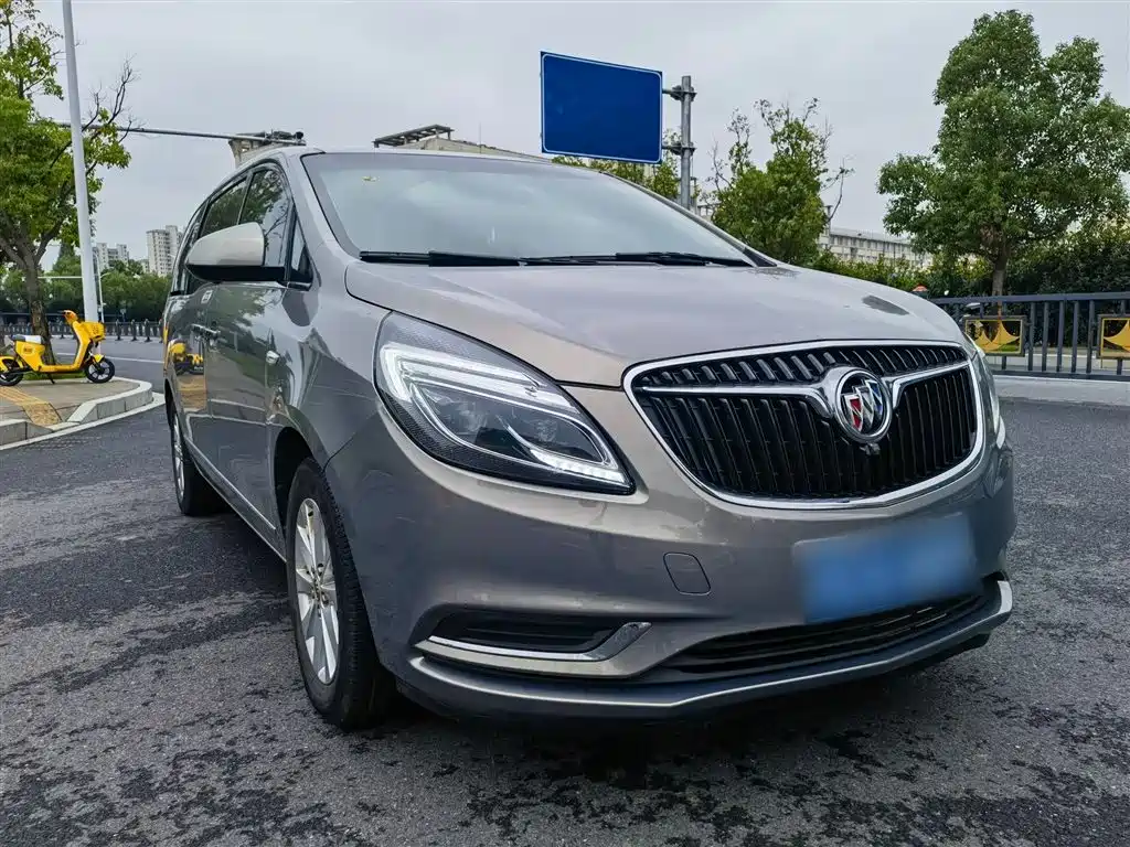 Buick GL8 2018 28T Luxury Model China VI фото 12