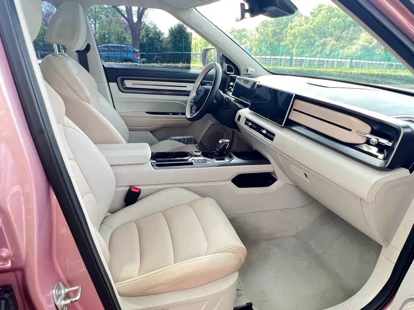 GEELY AUTOMOBILE GEELY ICON