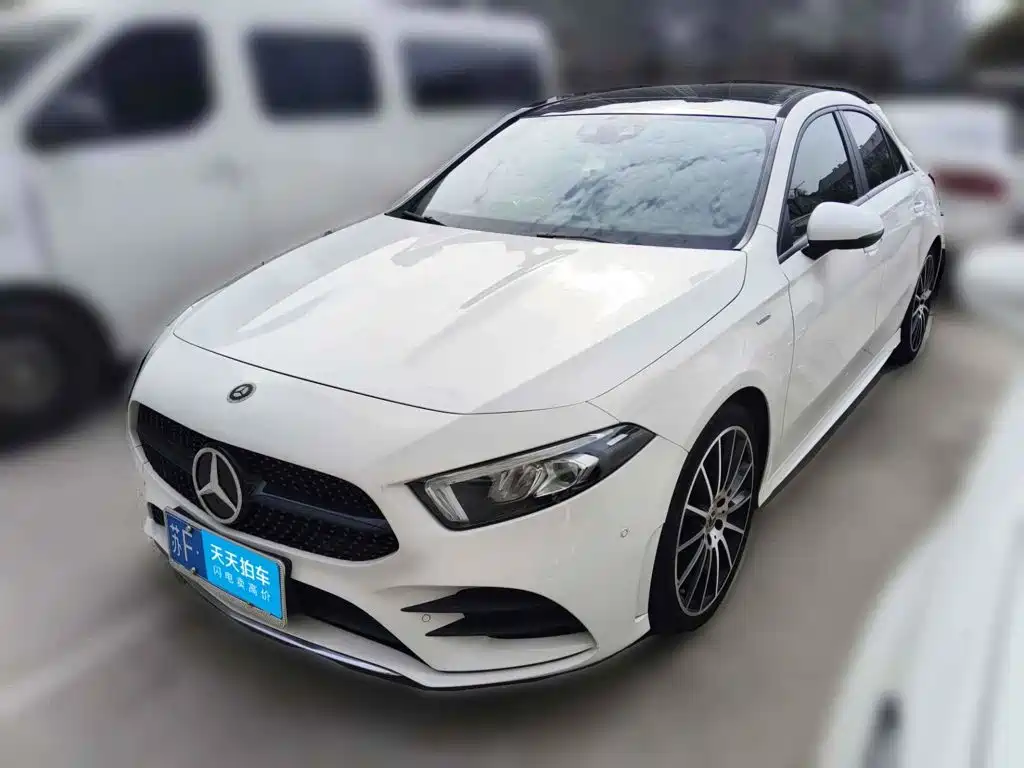 Фото 1 - Mercedes-Benz A-Class