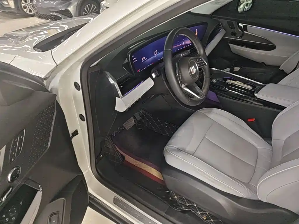 Buick E5 2023 2023 Premium Standard Range Edition