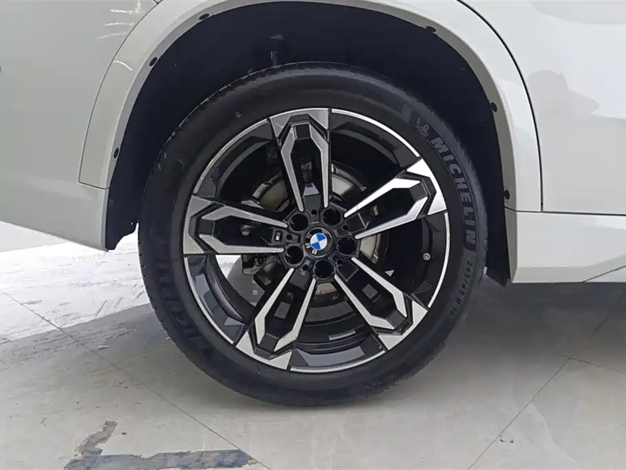 BMW X1 2025 sDrive25Li M Sport Package фото 6