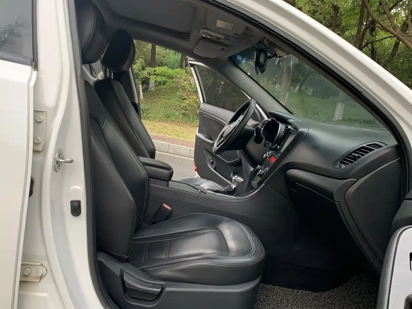 Kia K5 2014 2.0L Automatic LUXURY фото 15