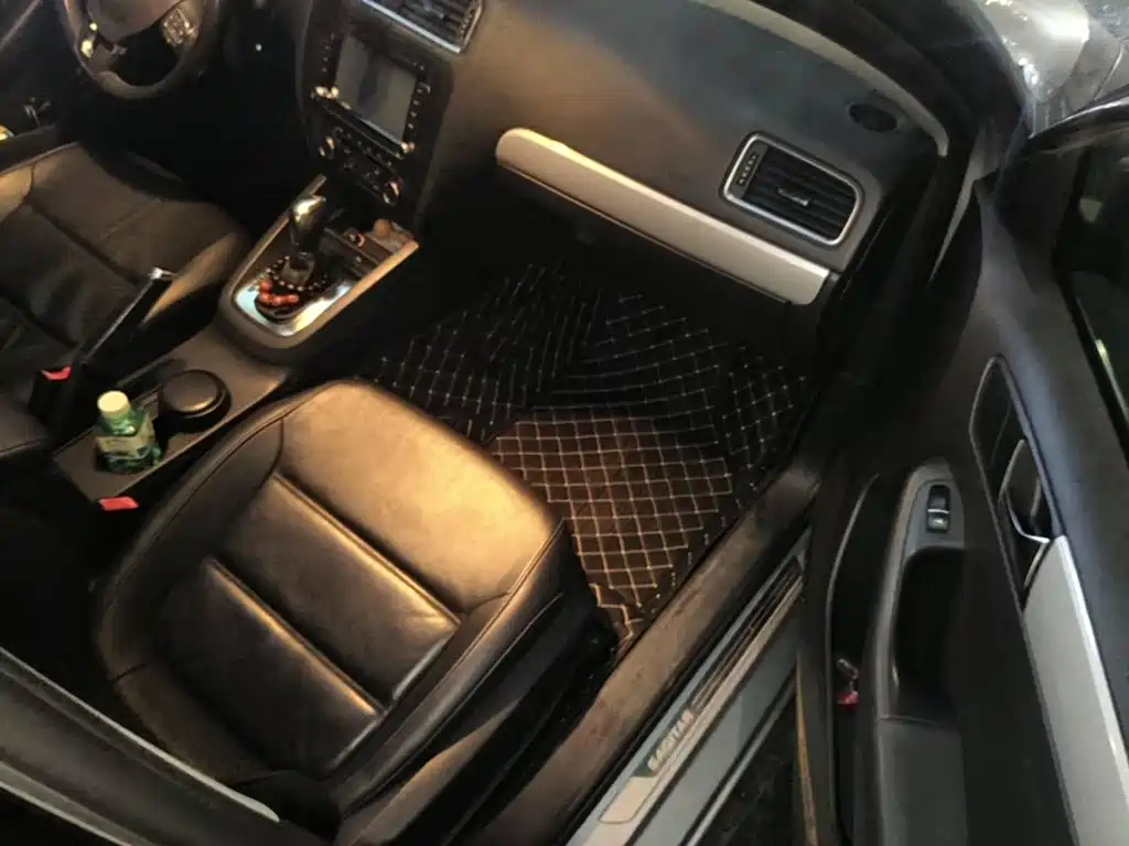 Photo 12 - Volkswagen Sagitar