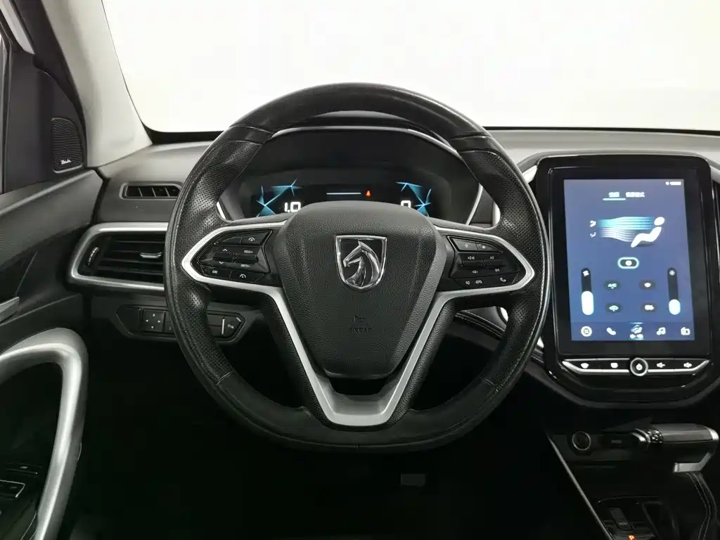Baojun 530 2021 2021 Global Vehicle Anniversary Edition 1.5T CVT Premium Connected 7-seater