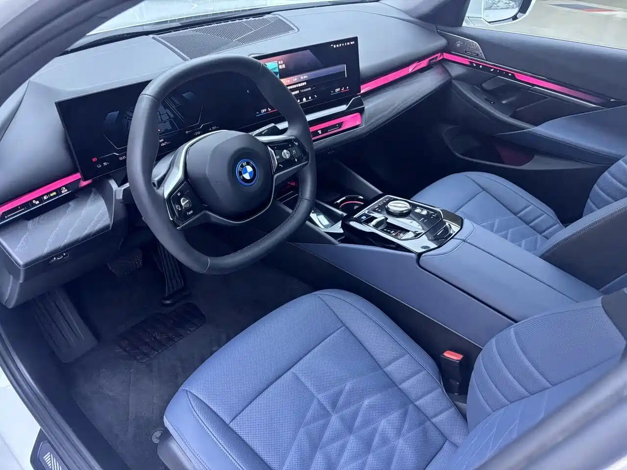 BMW I5