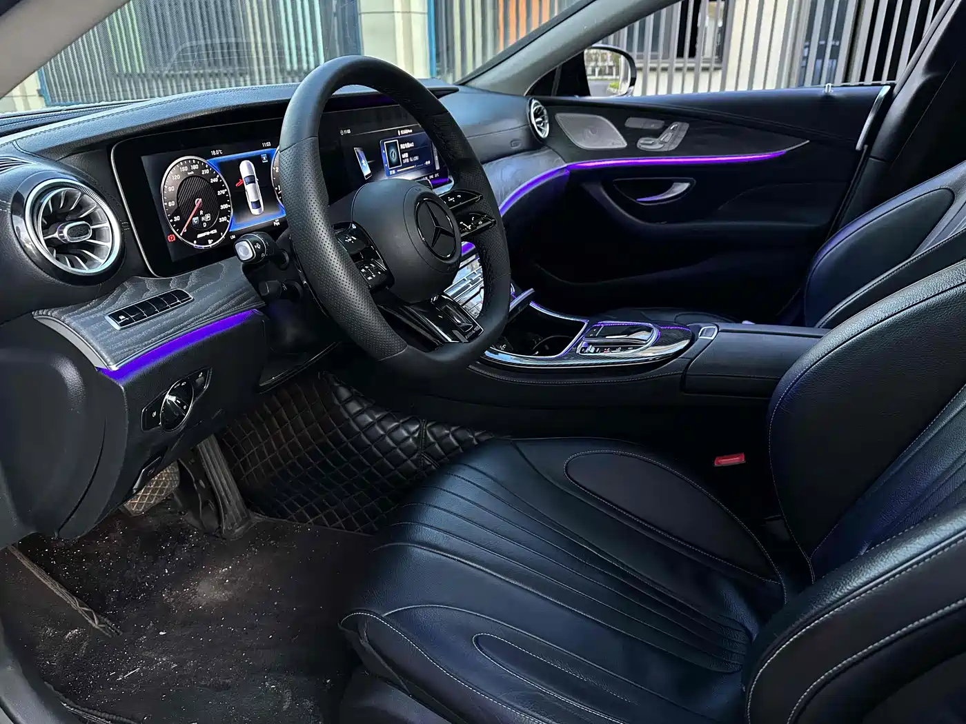 MERCEDES-BENZ CLS