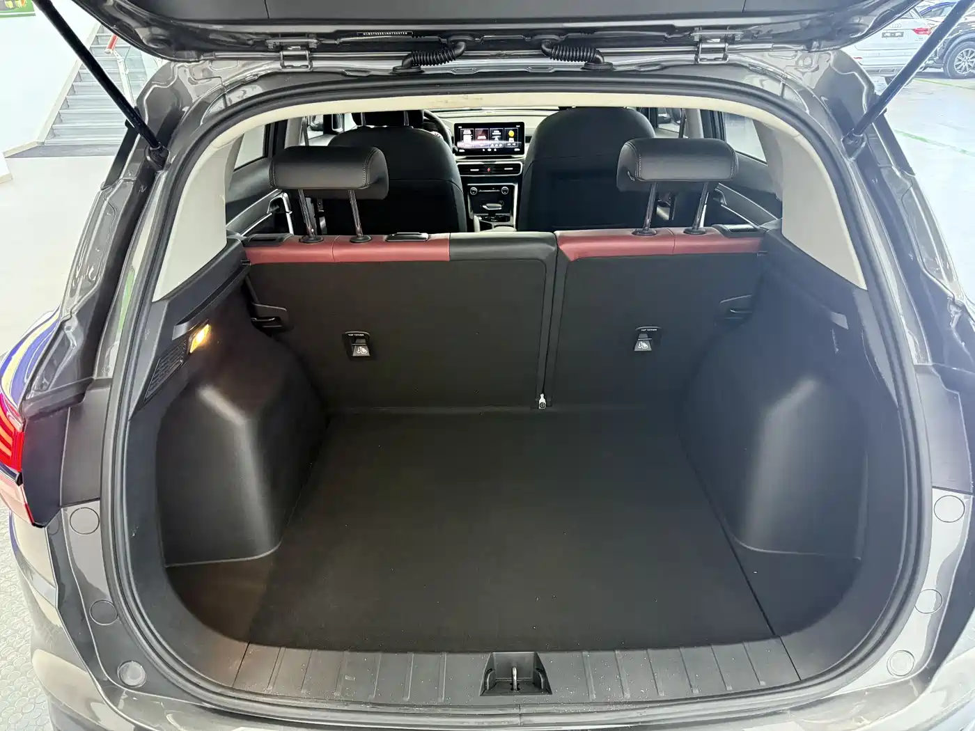 GEELY AUTOMOBILE BINYUE