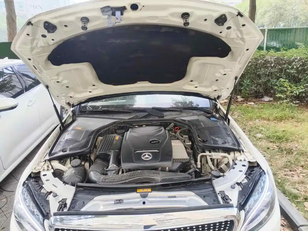 Фото 9 - Mercedes-Benz C-Class