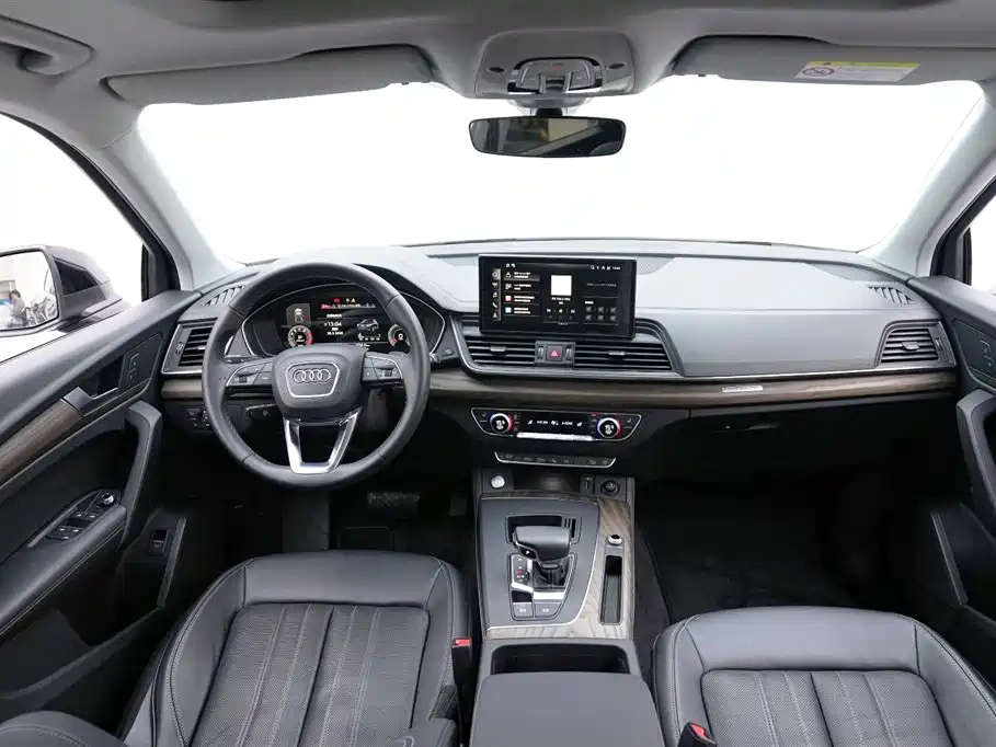 Audi Q5L 2022 Facelift 40T Luxury Elegance фото 9