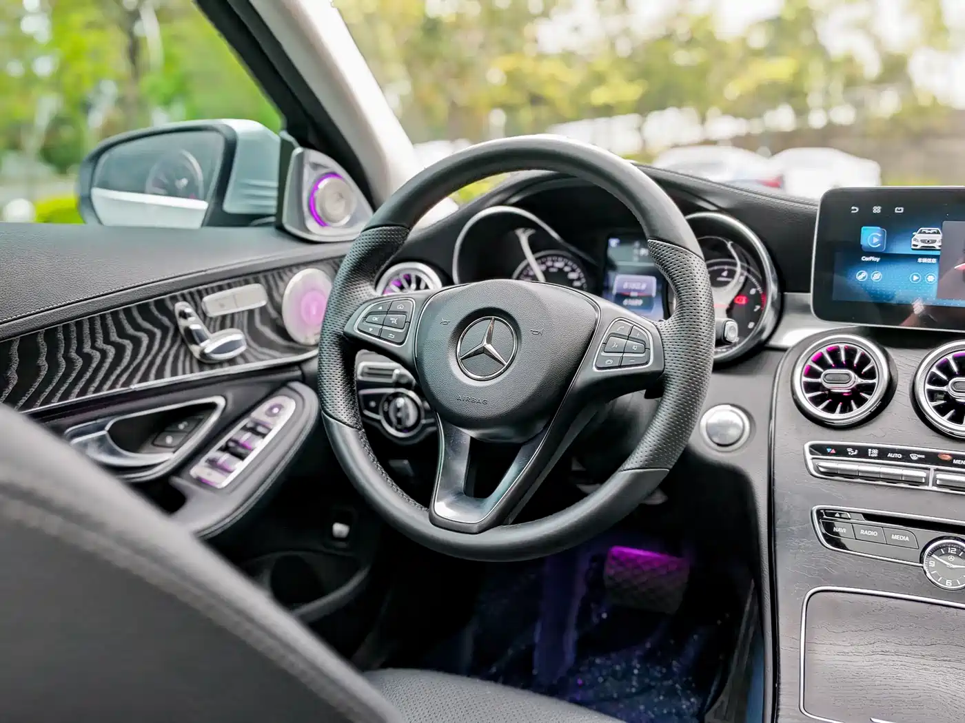 Mercedes-Benz C-Class 2017 C 200 L Sport фото 14