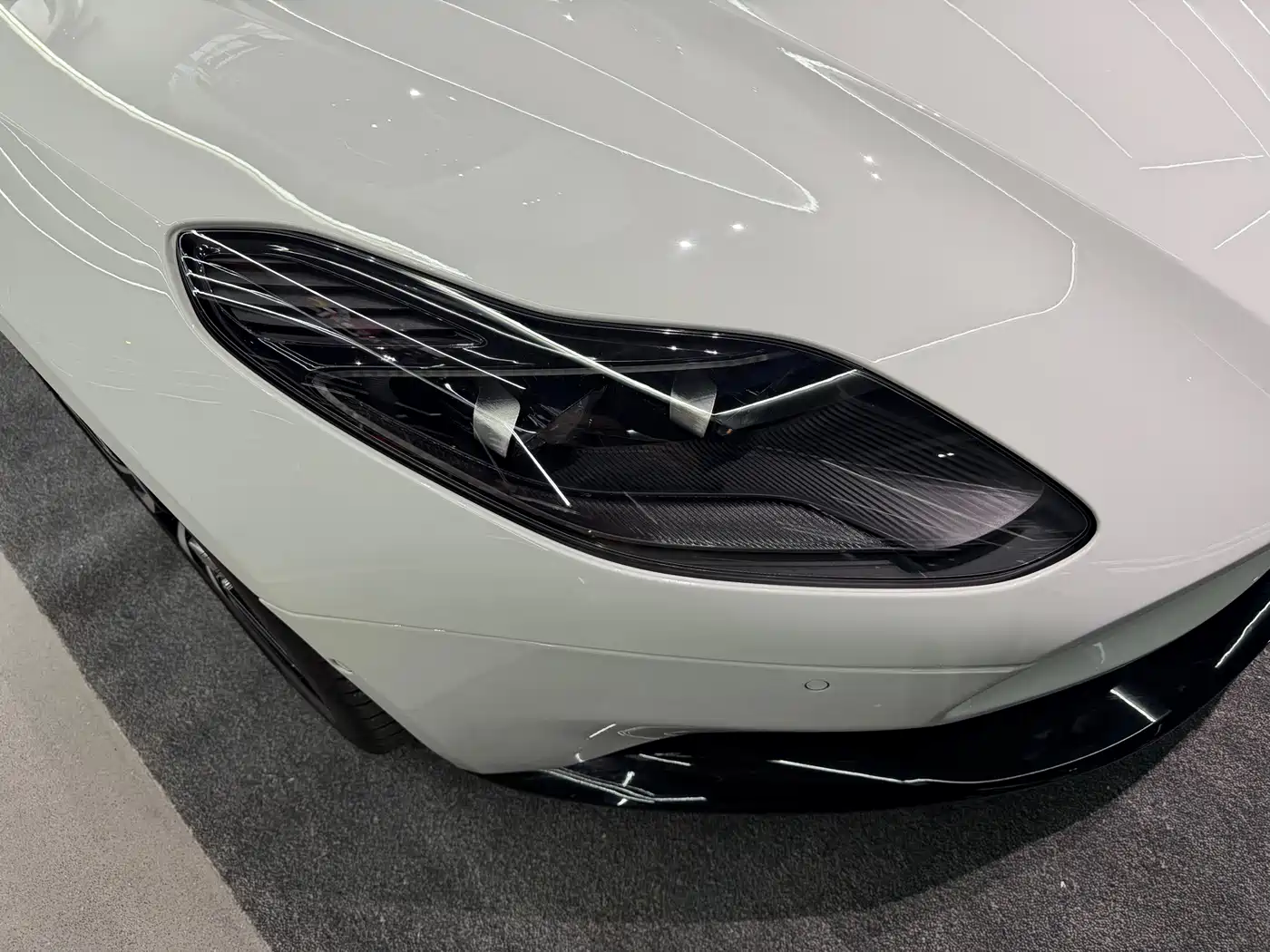 Aston Martin DB11 2018 2019 Model 4.0T V8 Coupe