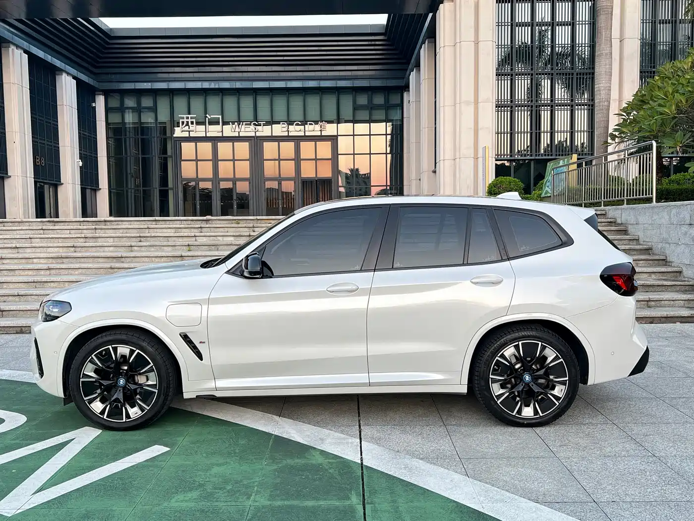 BMW iX3 2024 2024 Innovation Leader