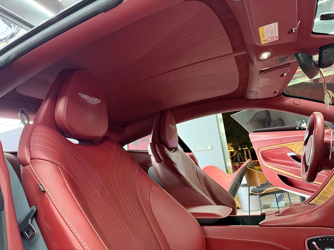 Aston Martin DB11 2018 2019 Model 4.0T V8 Coupe