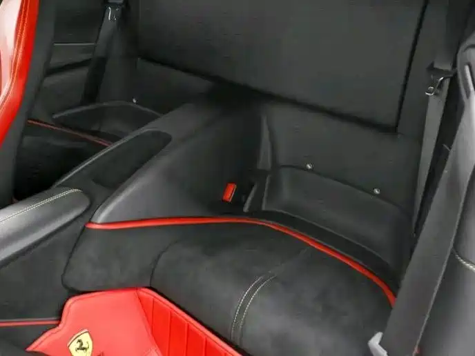 Ferrari Roma 2021 2020 3.9T V8