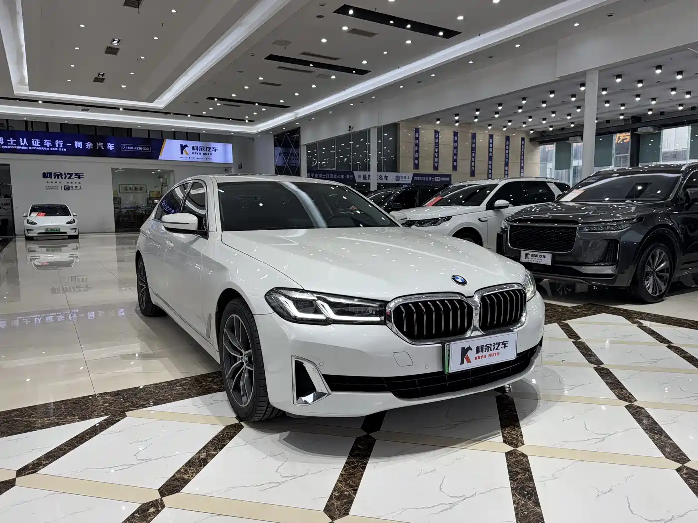 BMW 5 Series New Energy 2021 535Le Luxury Package фото 3