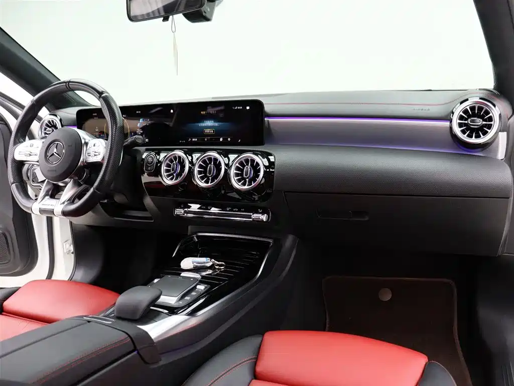 Mercedes-Benz A-Class AMG 2023 Model Year AMG A 35 L 4MATIC фото 22