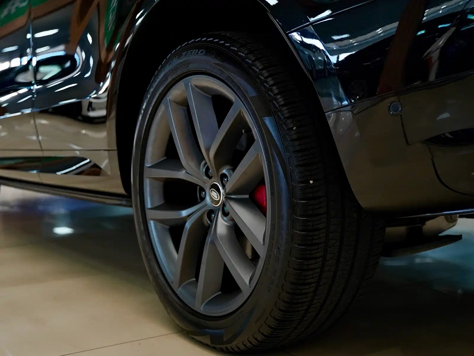 Photo 8 - Land Rover Range Rover Sport