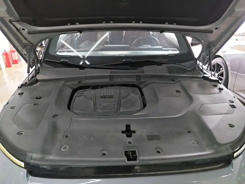 Фото 20 - Geely ICON