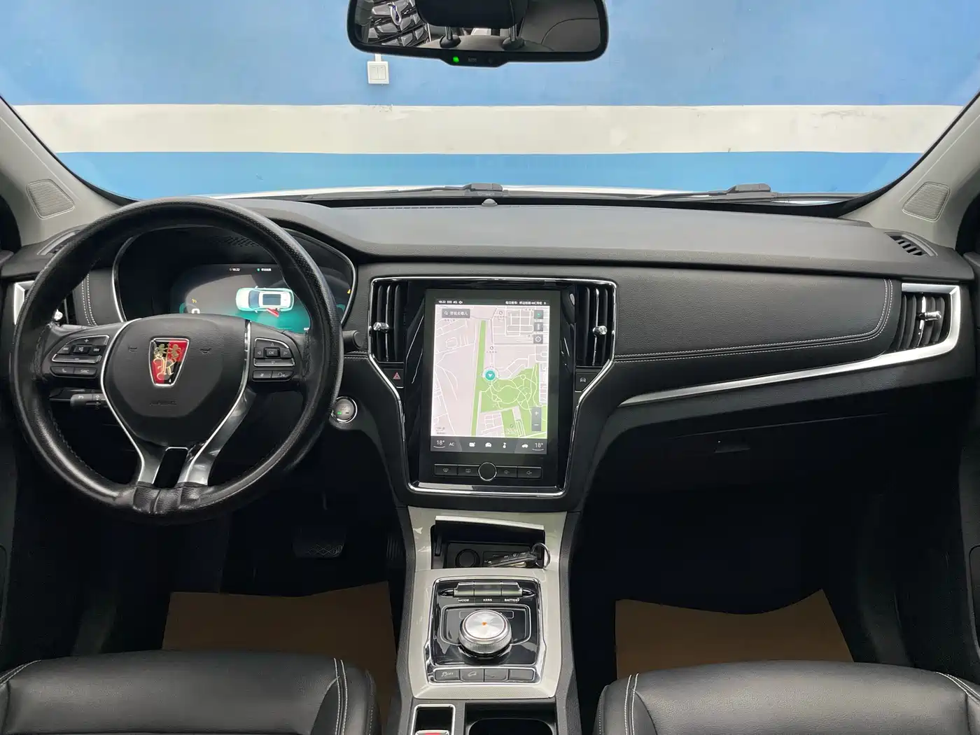 ROEWE RX5 NEW ENERGY