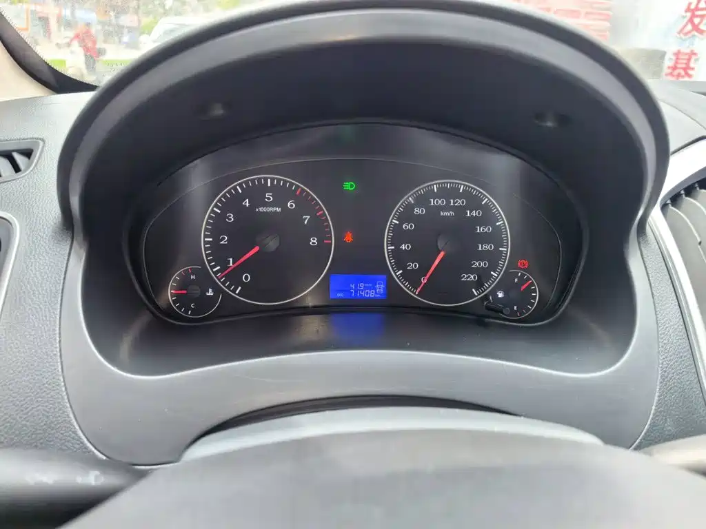 Geely King Kong 2016 2016 1.5L Manual Elite
