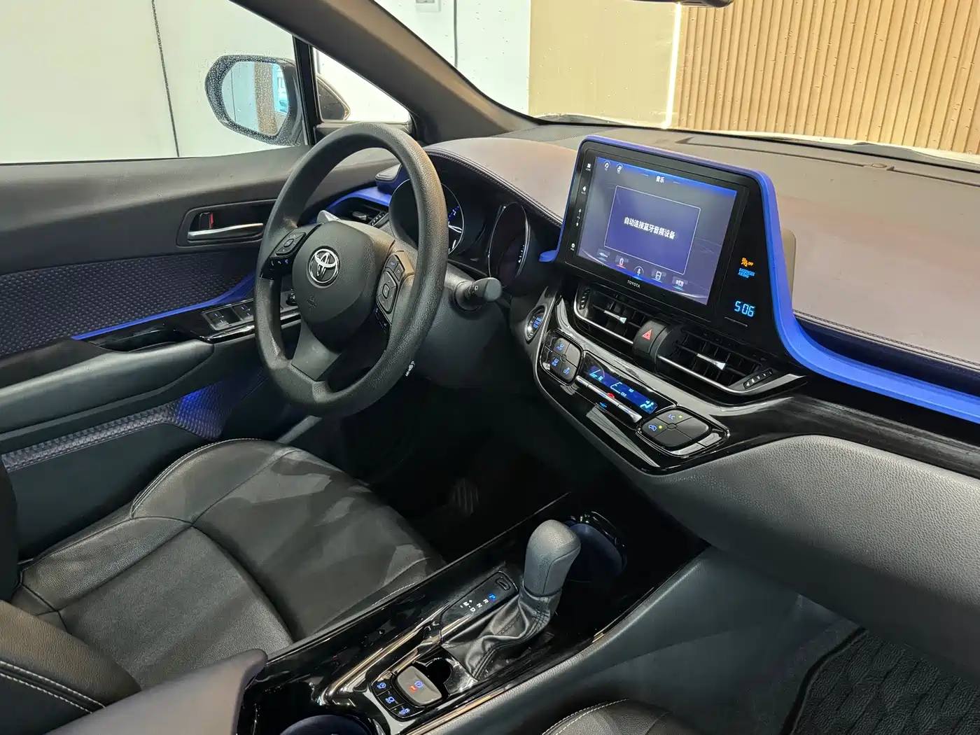 Toyota IZOA 2020 2.0L Yi Xiang Edition фото 10