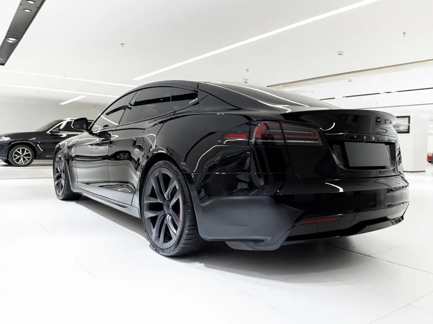 Tesla Model S 2023 2023 Tri-motor AWD Plaid