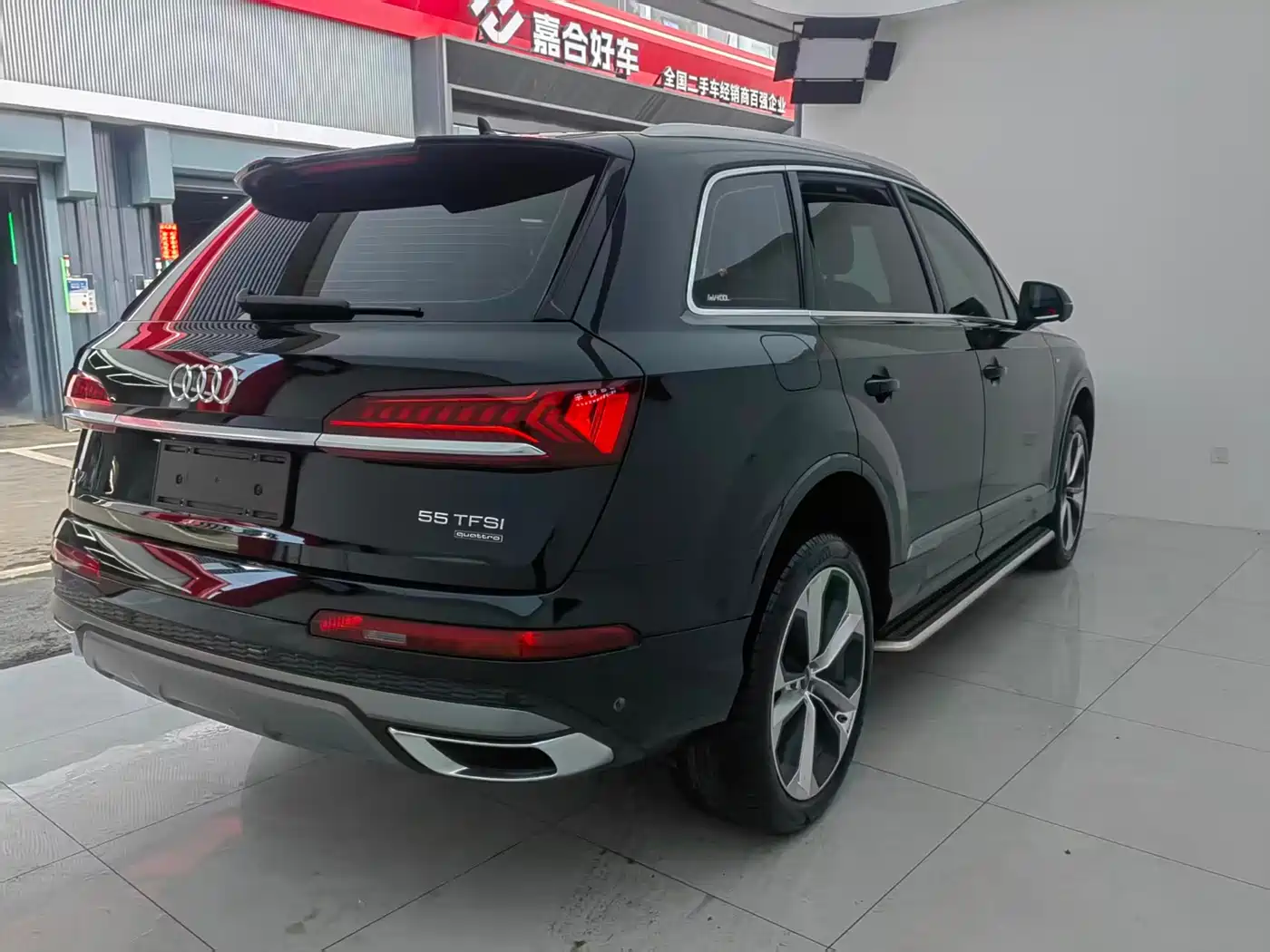 AUDI Q7