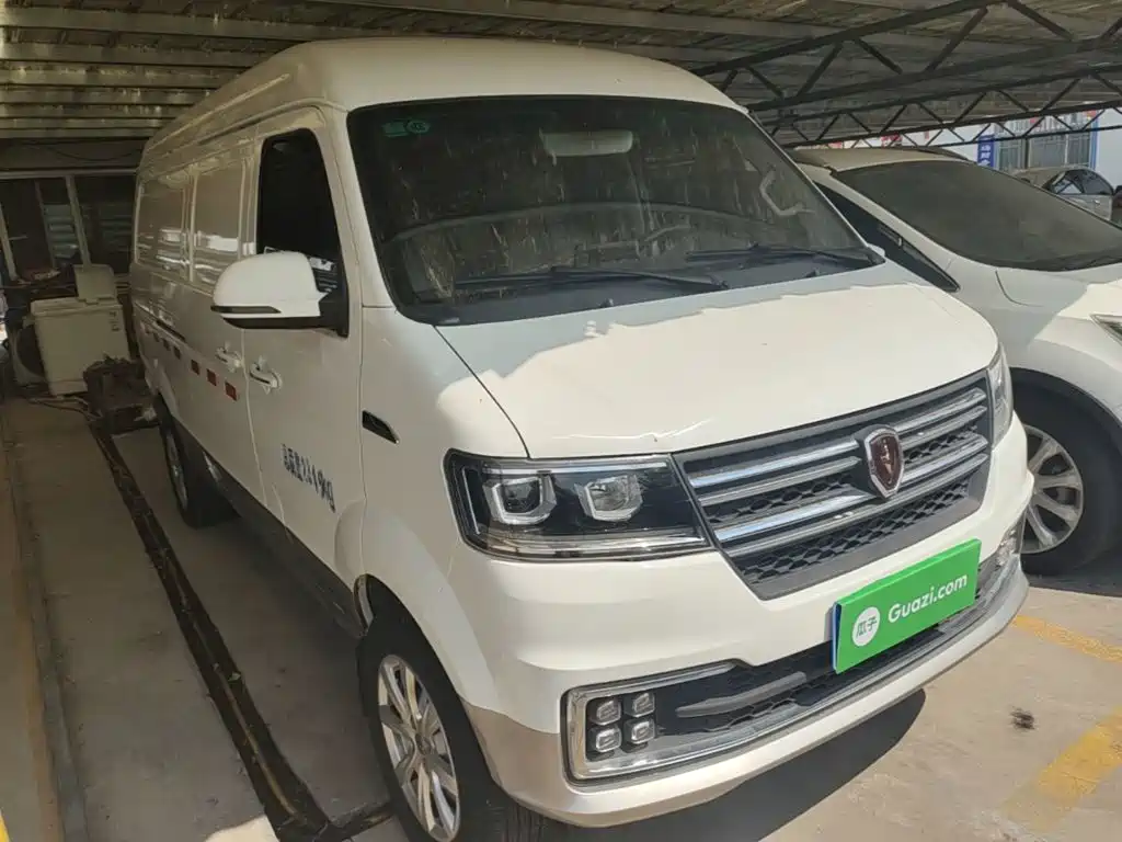 Jinbei New Hiace S 2024 2023 1.5L Fortune Van 2/5-seater Non-AC Version SWC15M